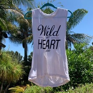 lorna jane white wild at heart tank top